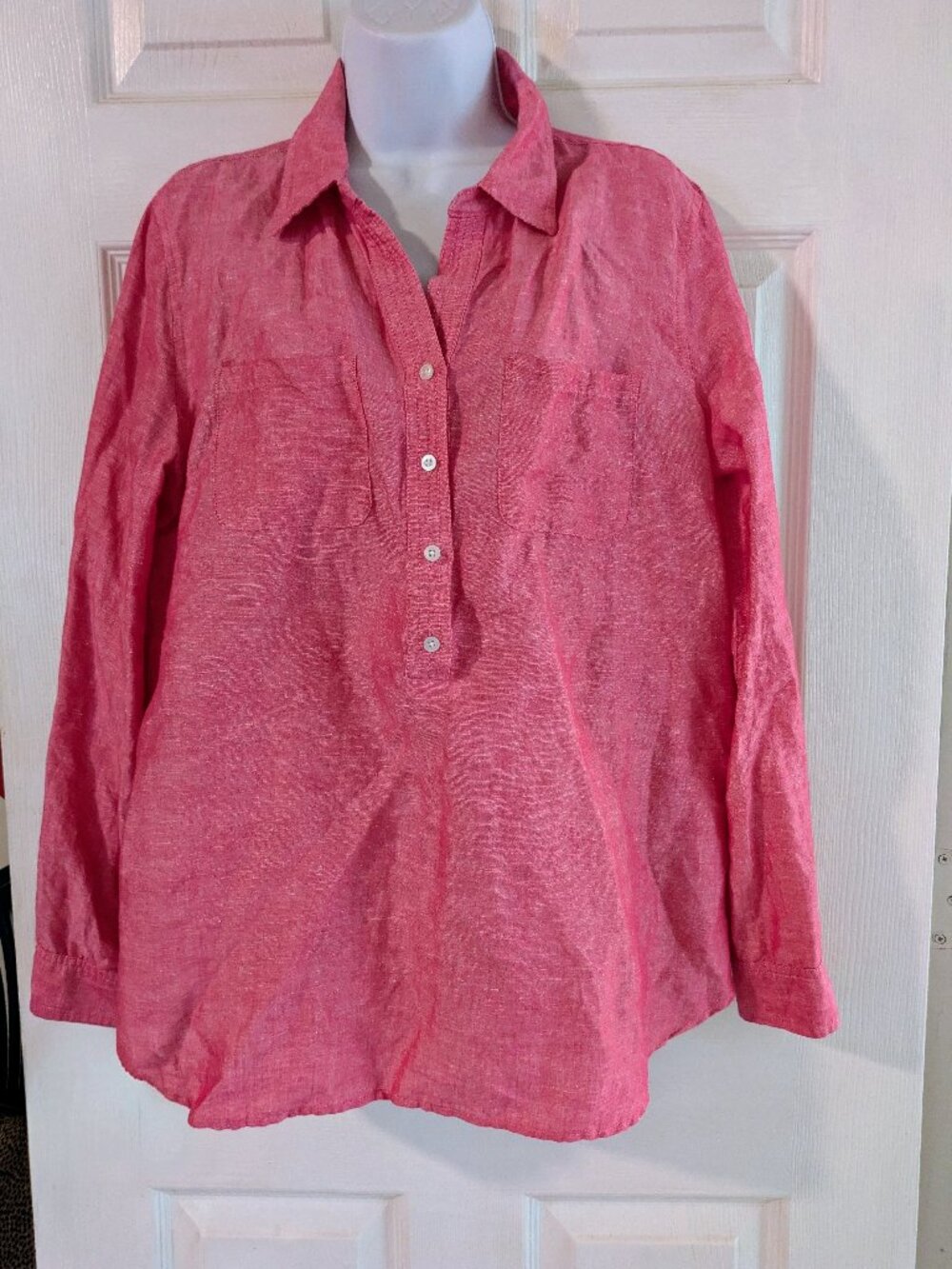 Button-up shirt women size medium